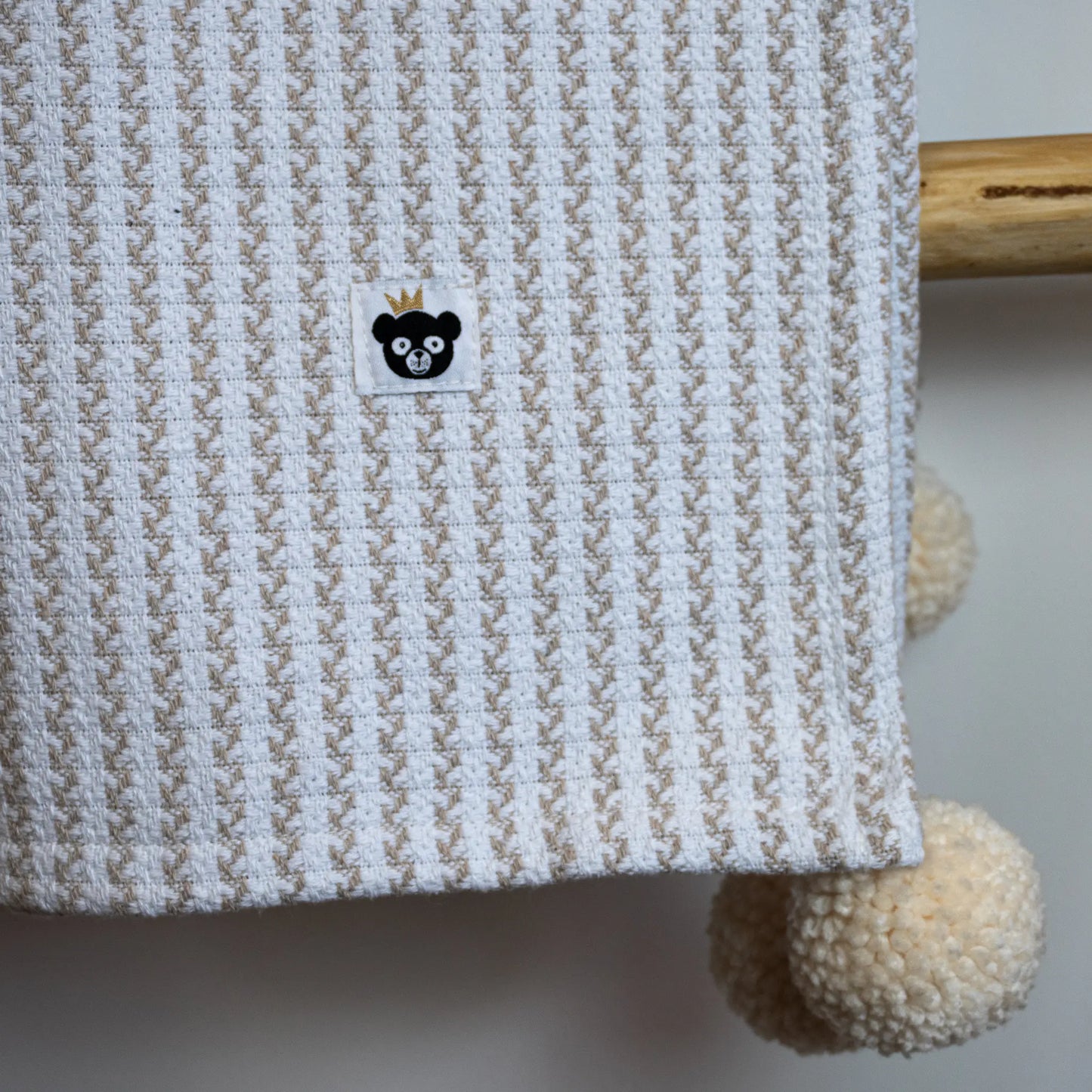 Batanije e thurrur - Knitted Beige