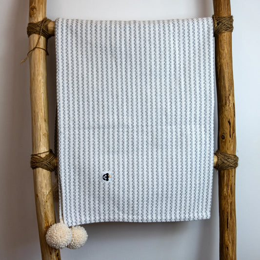 Batanije e thurrur - Knitted Grey